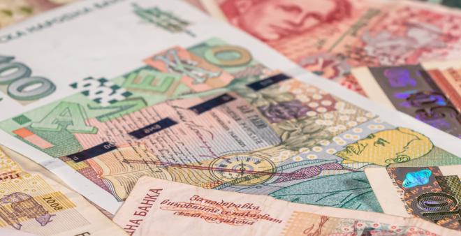 Бърз_кредит_заем_само_срещу_лична_карта_онлайн_кандидатстване_без_лихва_до_заплата_рефинансиране_обединяване_на_задължения_просрочени_забавени_кредити_заеми
